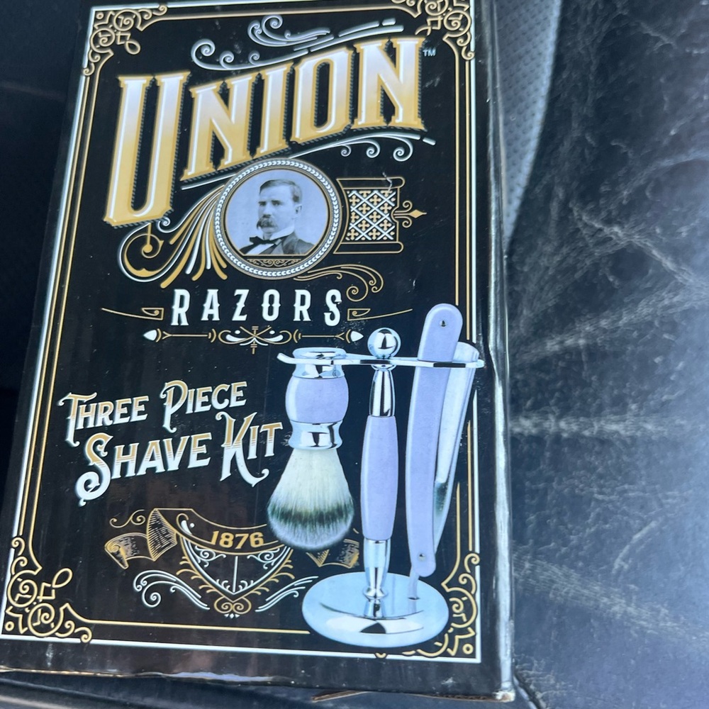 Three Piece Shave Kit - Black and Silver